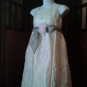 'Johnny & Me' beautiful dress